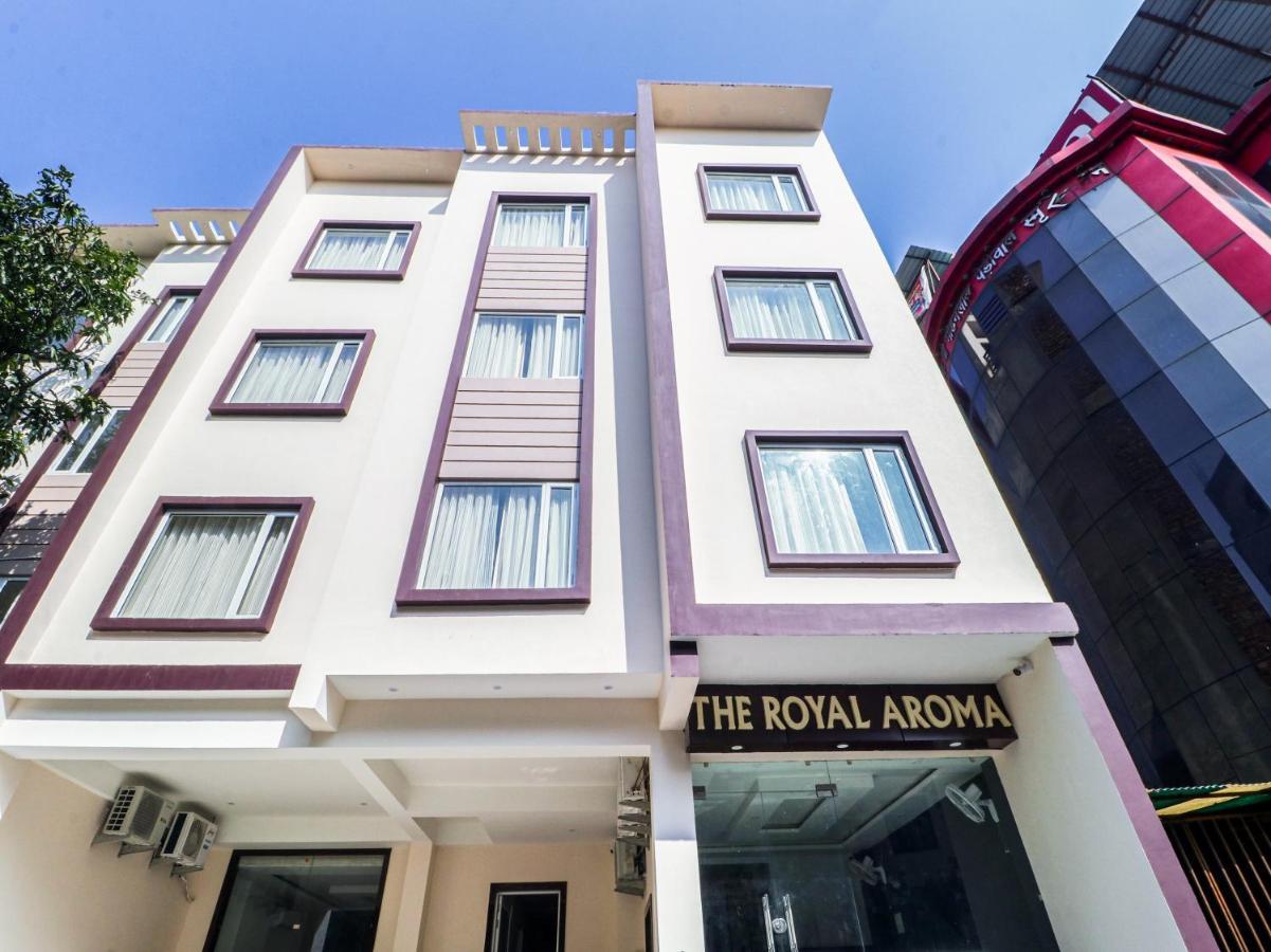 Oyo Townhouse 853 Hotel The Royal Aroma Haridvár Kültér fotó