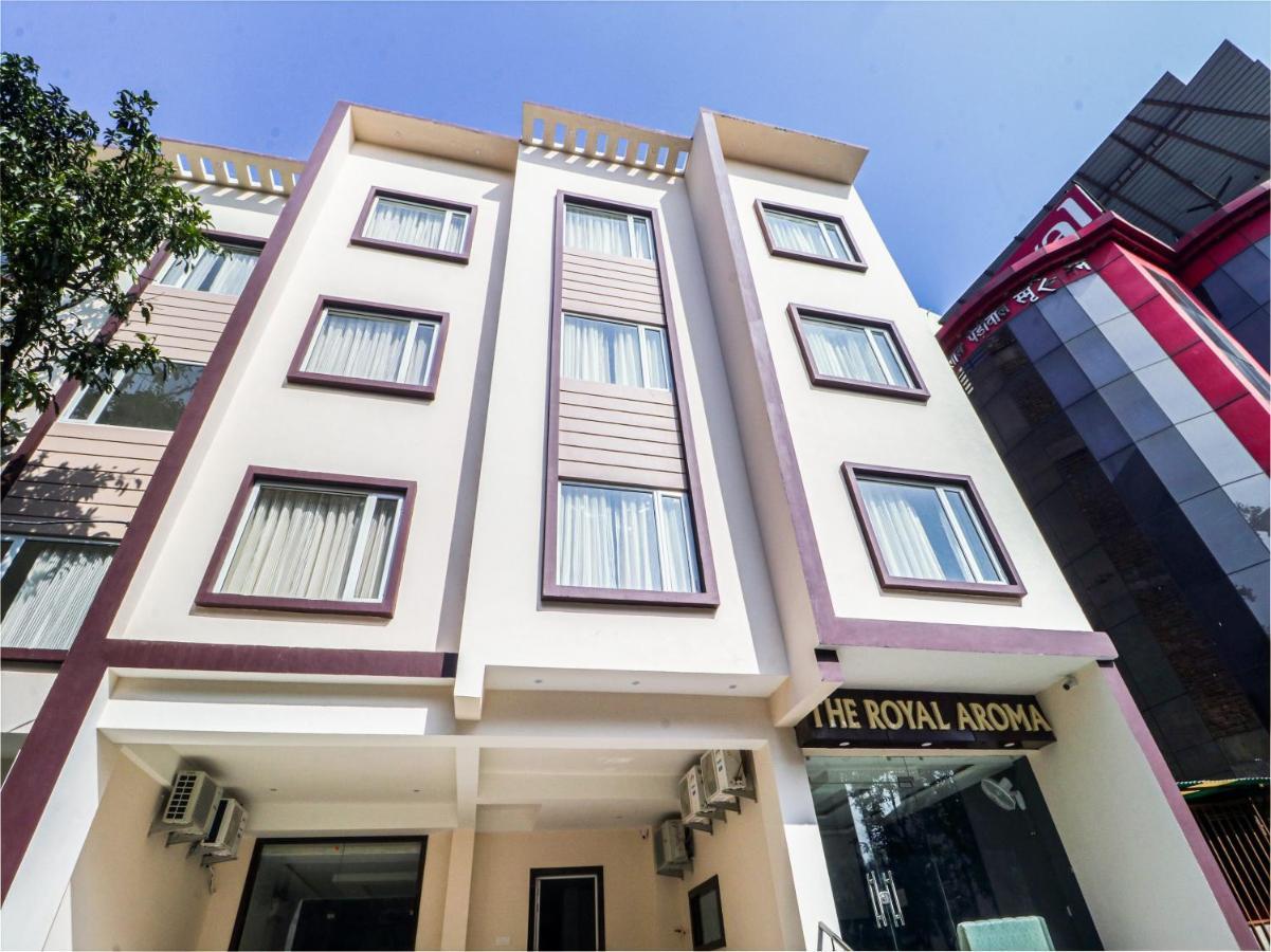 Oyo Townhouse 853 Hotel The Royal Aroma Haridvár Kültér fotó